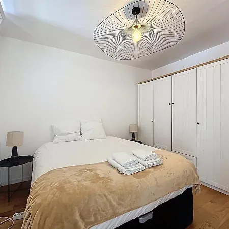 Rives De Lorne Apartment *